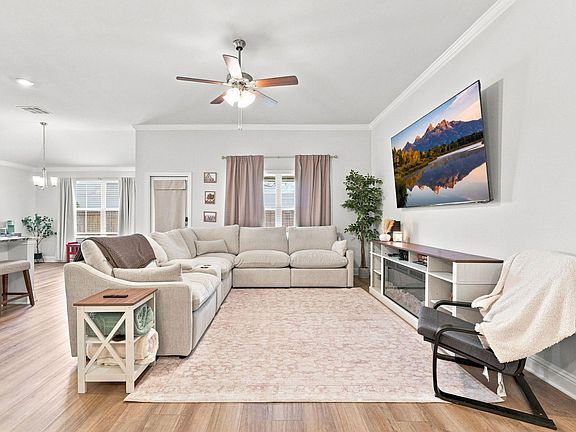 4th image of 40132 Spyglass Hill Dr