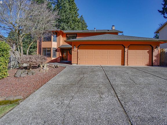 2nd image of 9201 NE 32nd Ave