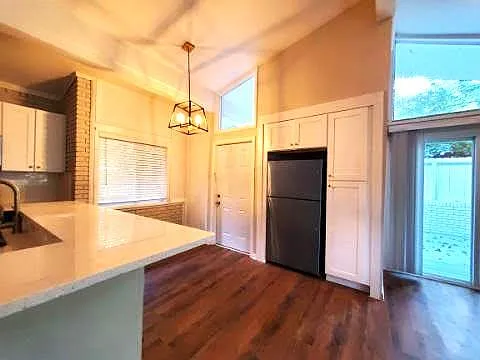 4040 Tilly Mill Rd — Photo 5