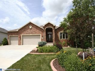 2646 Wilderness Ridge Cir, Lincoln, NE 68512