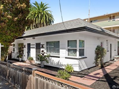 733-735 Adams St, Redwood City, CA, 94061