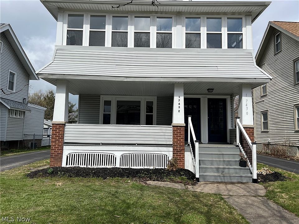 2nd image of 17430 Woodford Ave