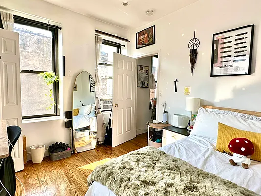 Rented by Corcoran | media 19