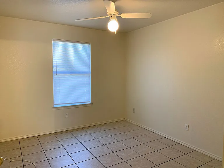 1708 Benttree Dr — Photo 20