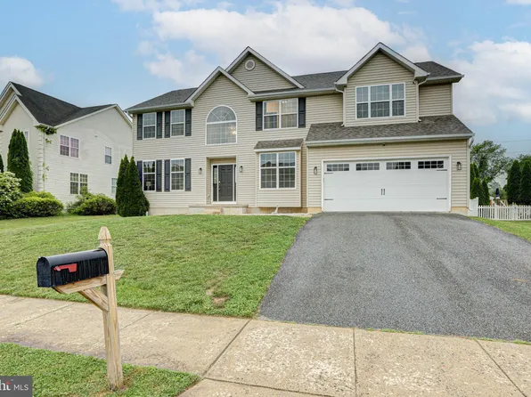 233 Southern View Dr, Smyrna, DE 19977