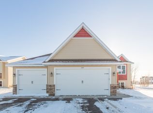 2201 8th Ln SE, Cambridge, MN 55008