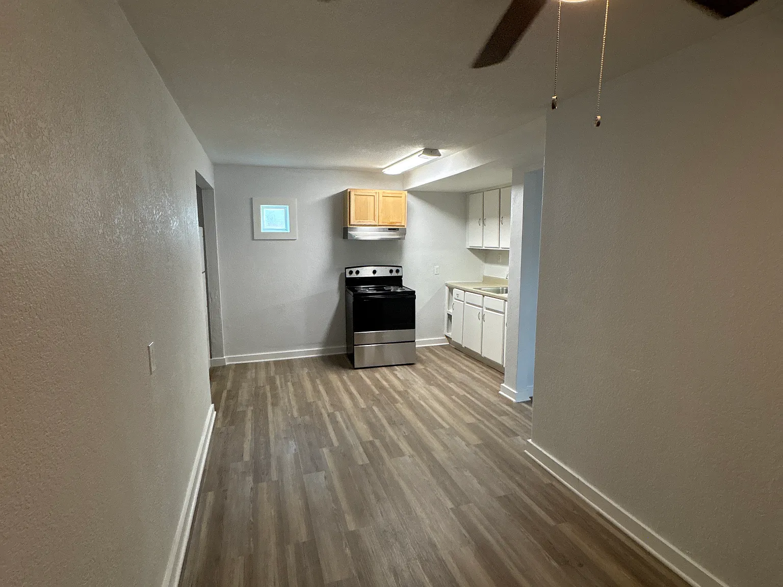 1 bed, 500 sqft, $995 — Photo 1