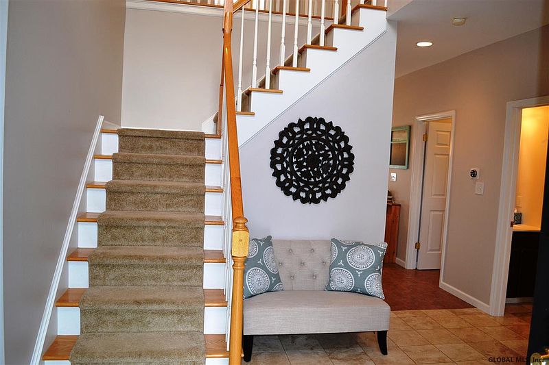 3rd image of 103 HEARTLAND Drive