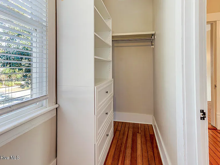 1812 Market St — Photo 34
