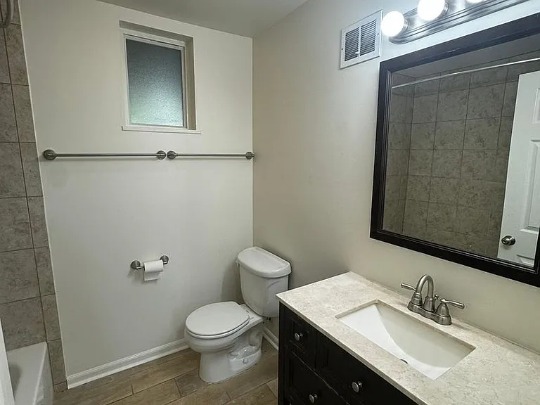 2508 Saint John Pl — Photo 5