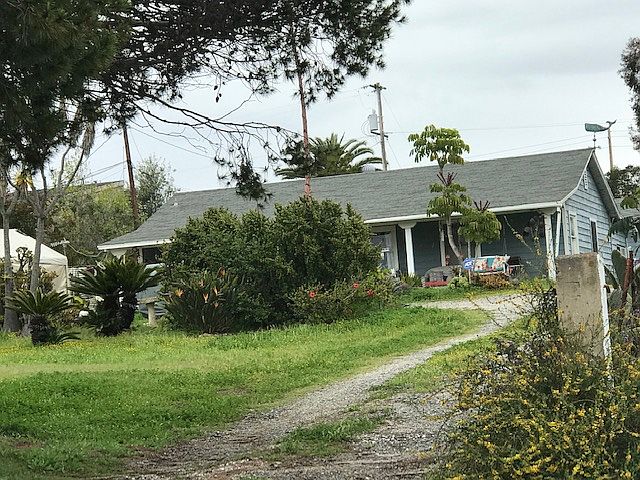2nd image of 859-61 Bracero Rd