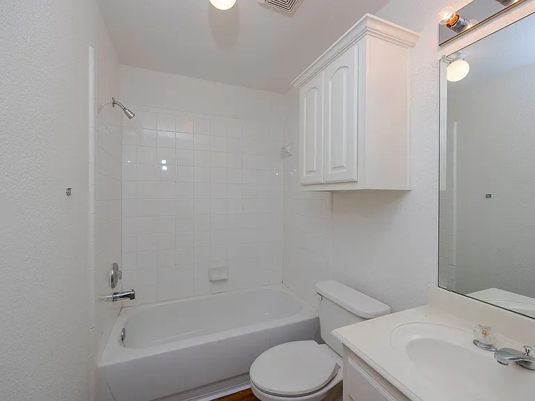 3103 Kingsbury Dr — Photo 18