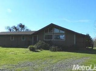 8144 Hedgpeth Rd, Valley Springs, CA 95252