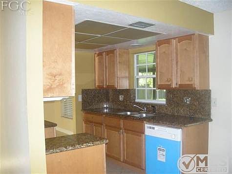 3rd image of 4344 SW 7th Ave