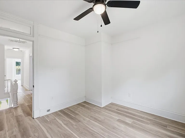 322 Florida Ave — Photo 24