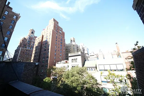 Rented by (Legacy) NY Quality Living Uptown | media 11