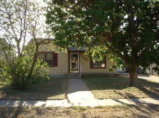 1304 Travis St, Plainview, TX 79072