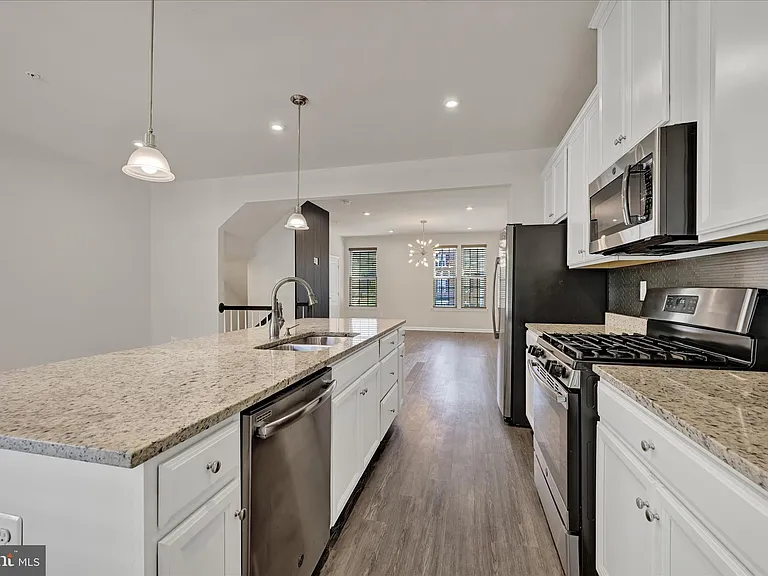 10 Laurel Gate Ct — Photo 12