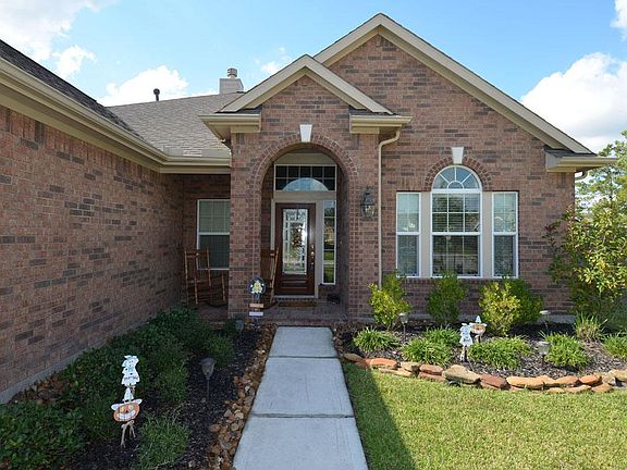2nd image of 20169 Southwood Oaks Dr