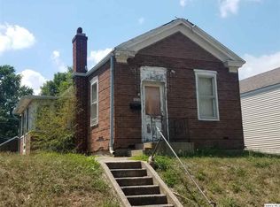 1331 N 10th St, Quincy, IL 62301