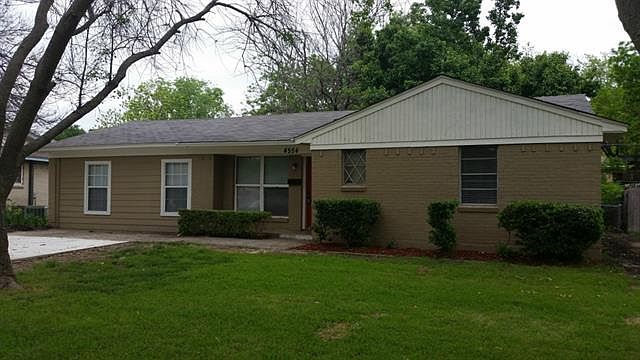 1st image of 4554 Sandra Lynn Dr