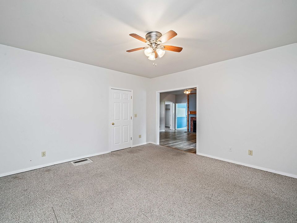 1270 / 302 South Ottawa Street 1 Apartments Earlville, IL Zillow