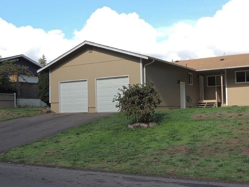 1st image of 2309 26th Ave SE #2311