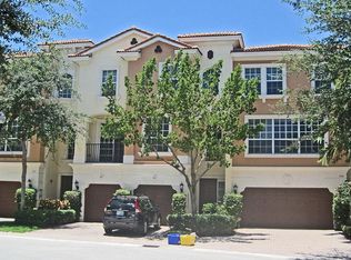 5735 NE Verde Cir, Boca Raton, FL 33487