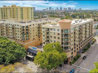 3590 Coral Way APT 910, Miami, FL 33145