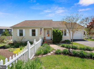 5 Circle Dr, Berryville, VA 22611