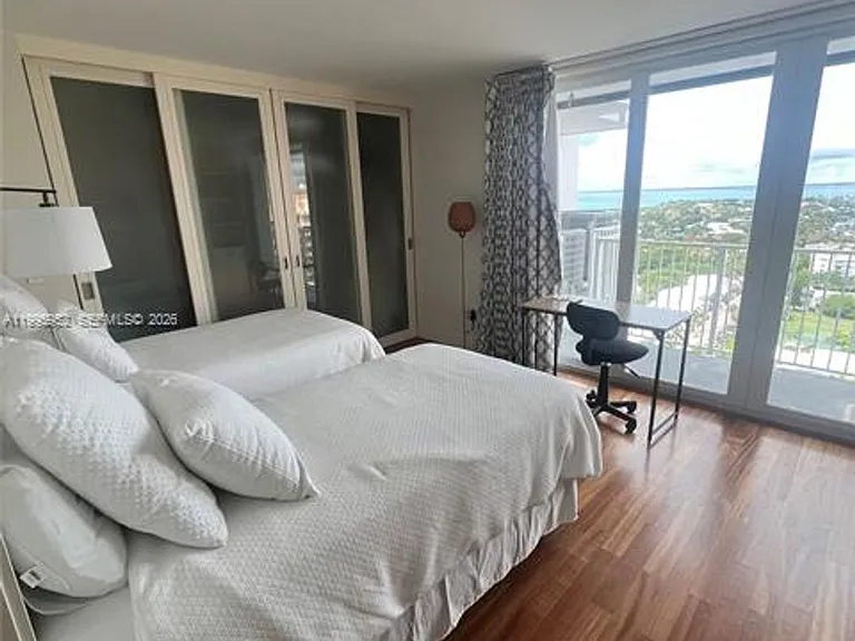 881 Ocean Dr #18B-BISCAYNE2 — Photo 15
