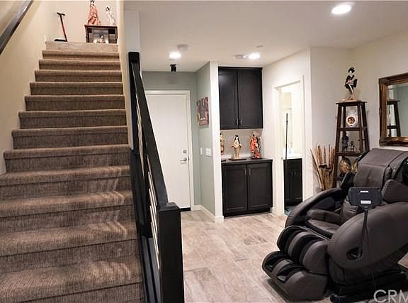 3rd image of 2785 Daybreak Ln