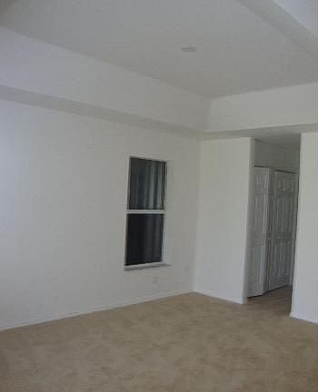 4th image of 2512 Surfside Blvd