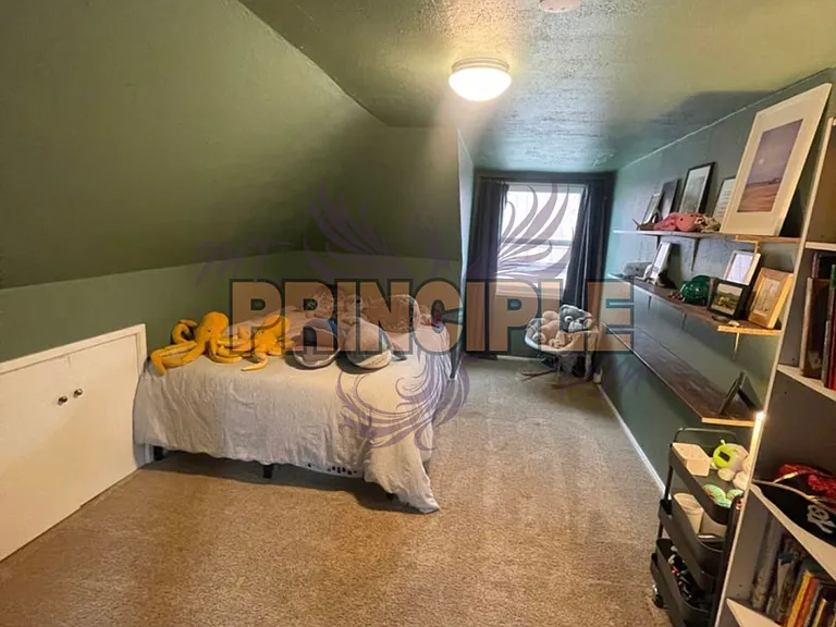 1830 Gaylord St — Photo 16