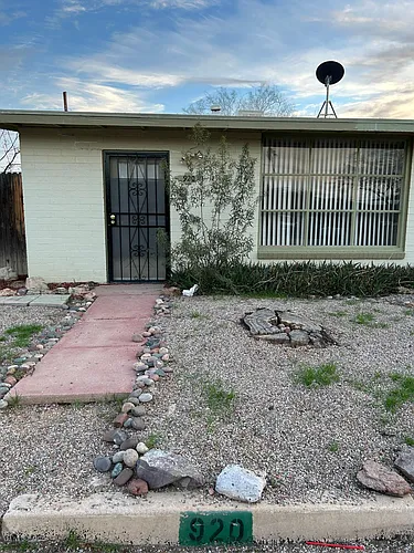 920 E Freeman Pl Photo 1