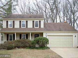 7818 Belleflower Dr, Springfield, VA 22152