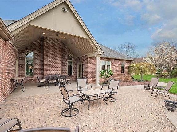 4th image of 5504 Sanria Ct