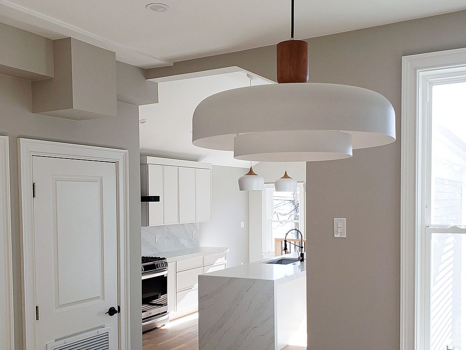 dining room connecting to eat in kitchen