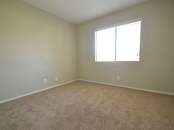 3rd image of 18127 Bonnie Ln
