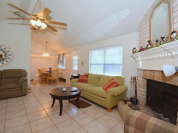 Spacious Family Room w/ High Ceilings