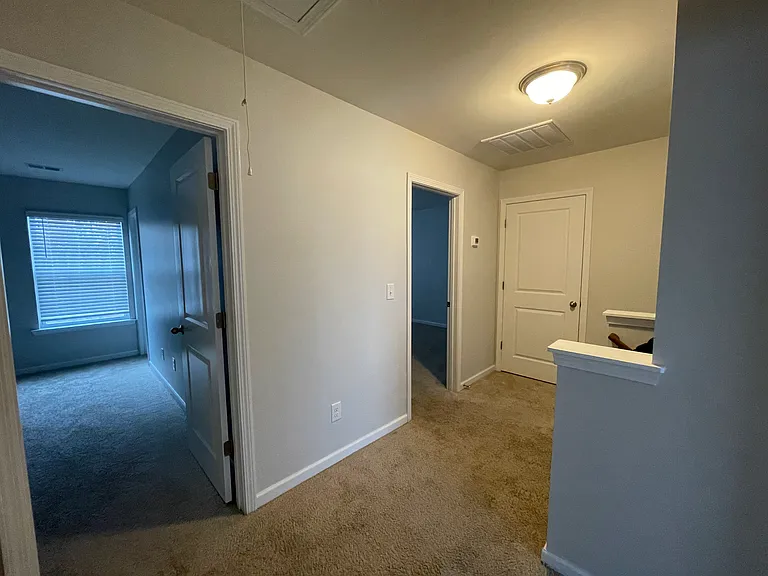 918 Rockleigh Dr — Photo 23