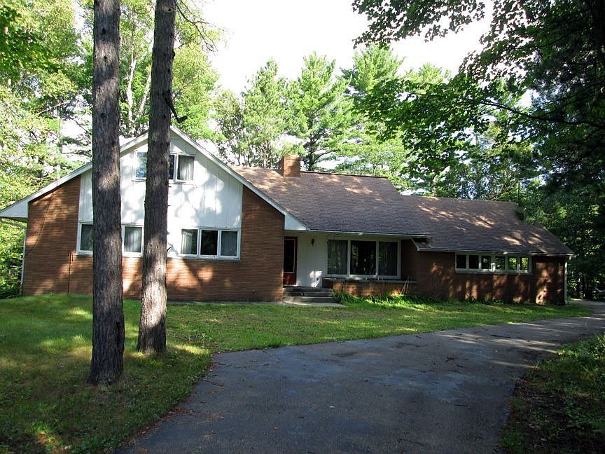 1st image of 7664 Riverview Dr