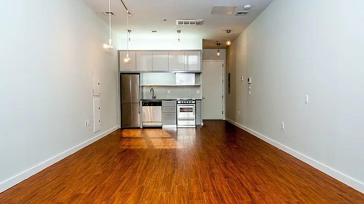Rented by Nooklyn NYC LLC | media 23