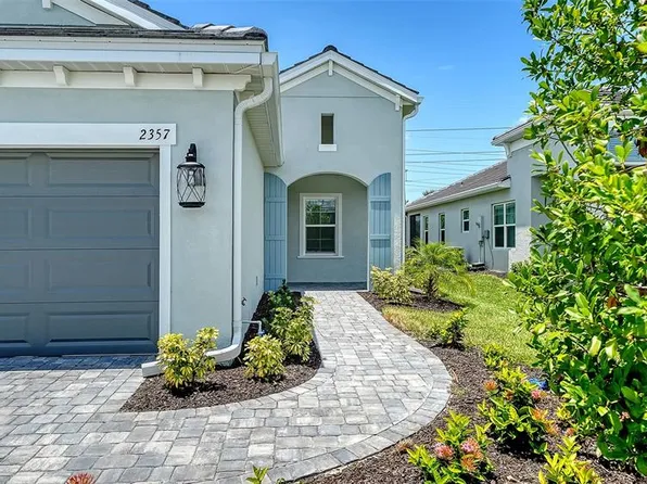 2357 Blue Mahoe Ln, Sarasota, FL 34240