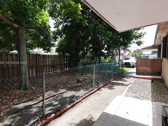 3rd image of 1321 N 58th Ave #1321