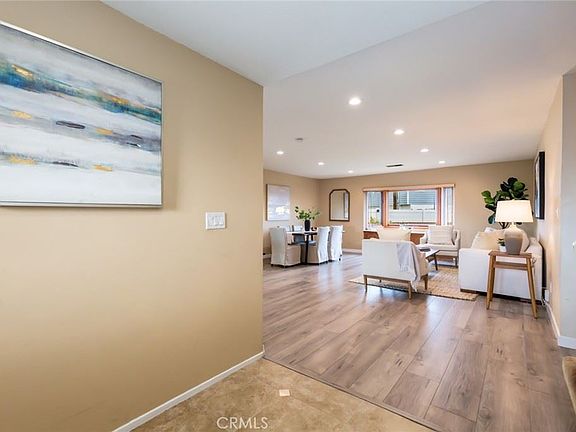 4th image of 18009 Cordary Ave