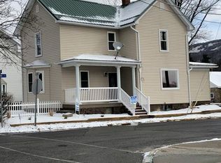 301 S 2nd St, Bellwood, PA 16617