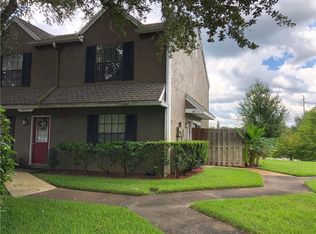 16513 Lake Brigadoon Cir, Tampa, FL 33618