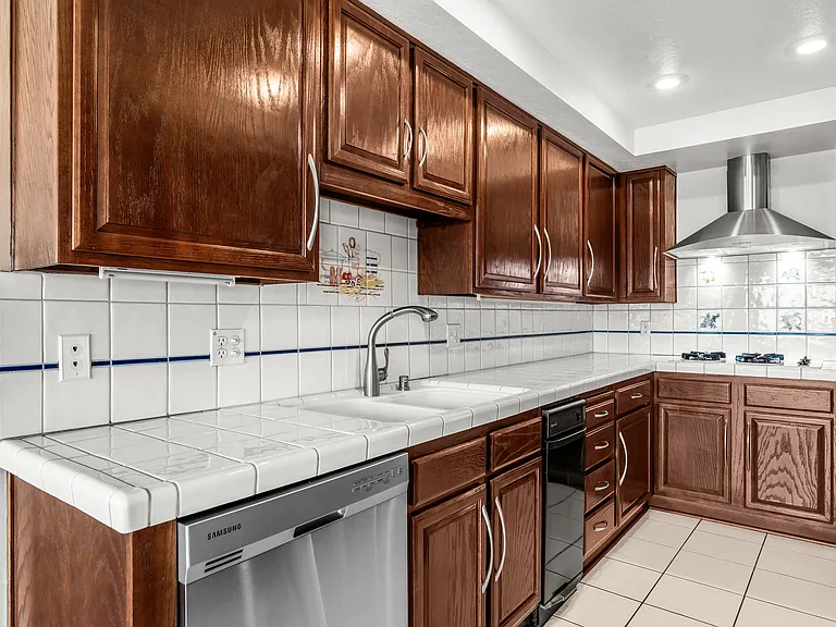 2700 E Panorama Dr #304 — Photo 10