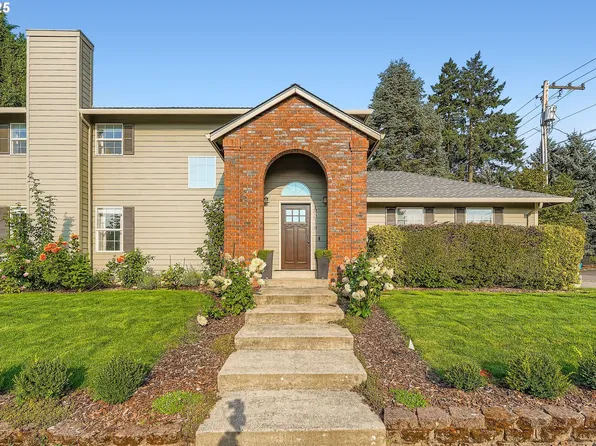 6514 NE 70th St, Vancouver, WA 98661